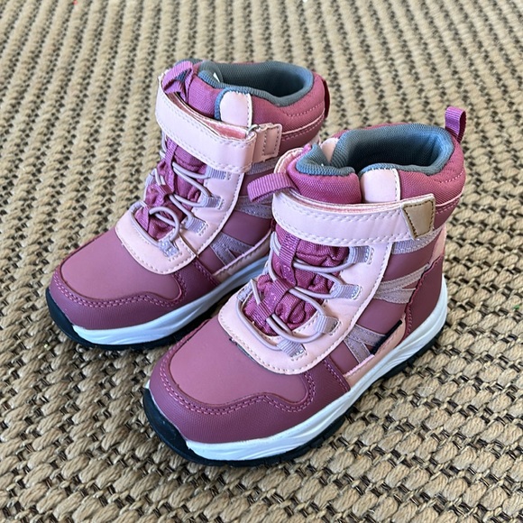NWT Toddler Winter Boot - Picture 1 of 6